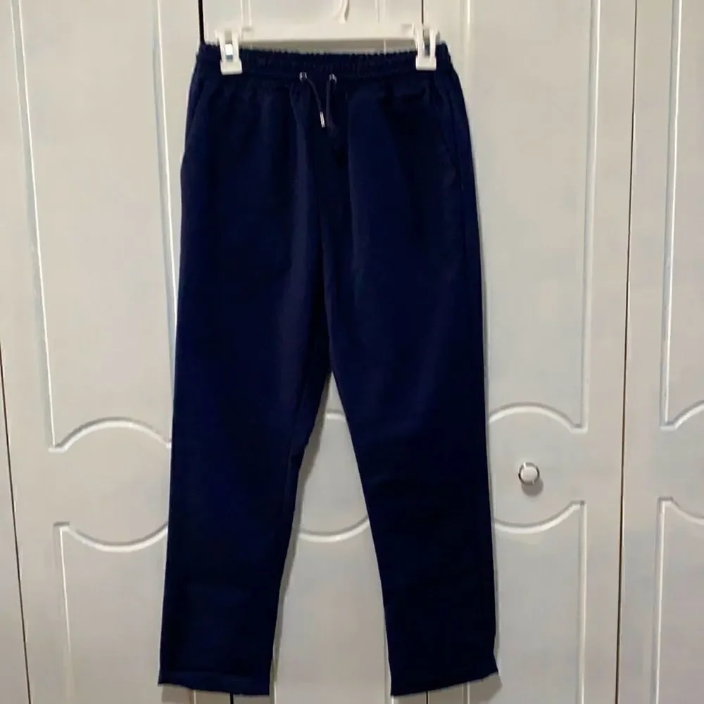 Men’s Forever 21 Navy cuffed pull on pants size S